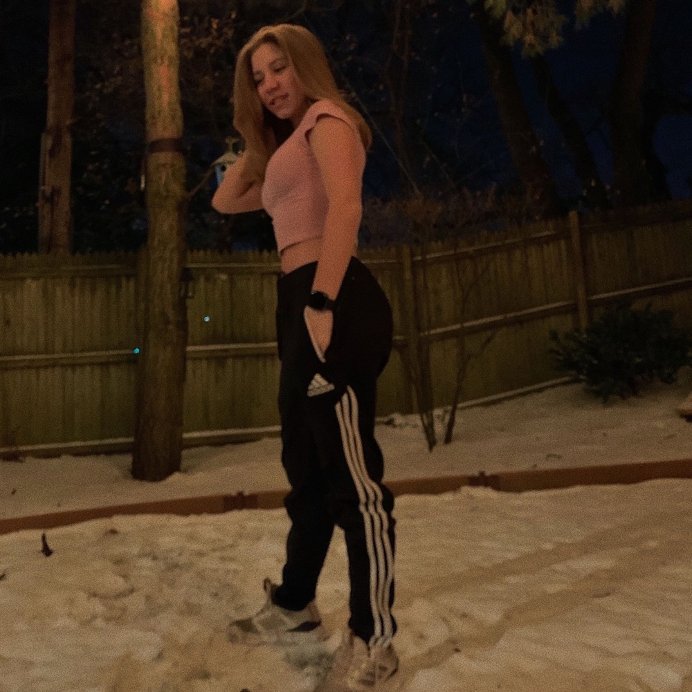 Meet your Posher, Skylar